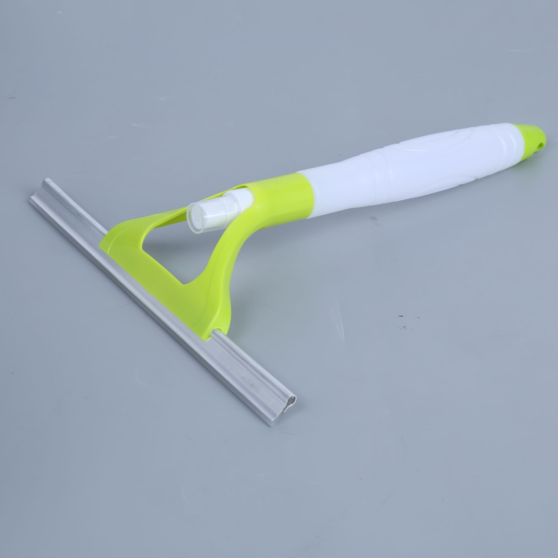 Double-sided glass wipe